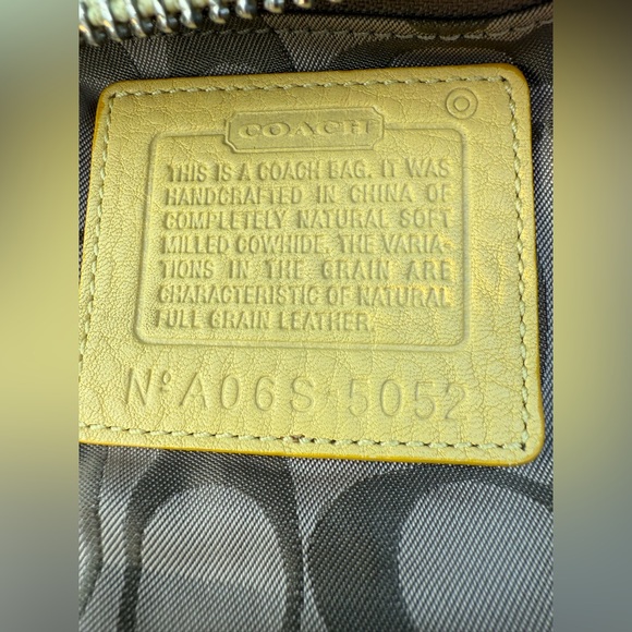 🚨‼️🚨SOLD ‼️🚨‼️Vintage Coach Baguette Bag Pastel Yellow - Picture 10 of 15